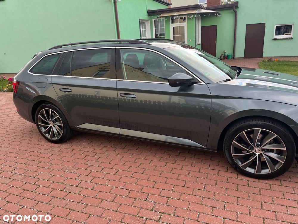 Skoda Superb 2.0 TDI DSG Ambition - 5