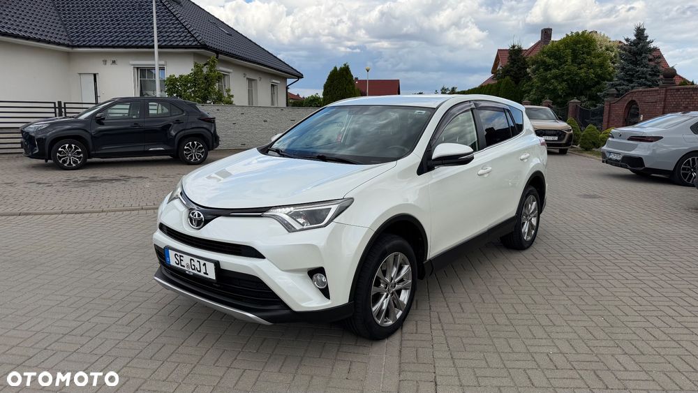 Toyota RAV4 2.0 D-4D 4x2 Start-Stop Executive - 1