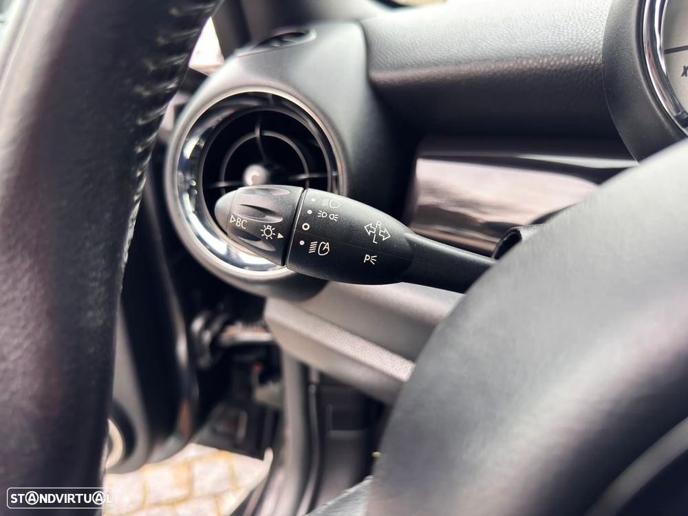 MINI 3 Portas Cooper SD - 16