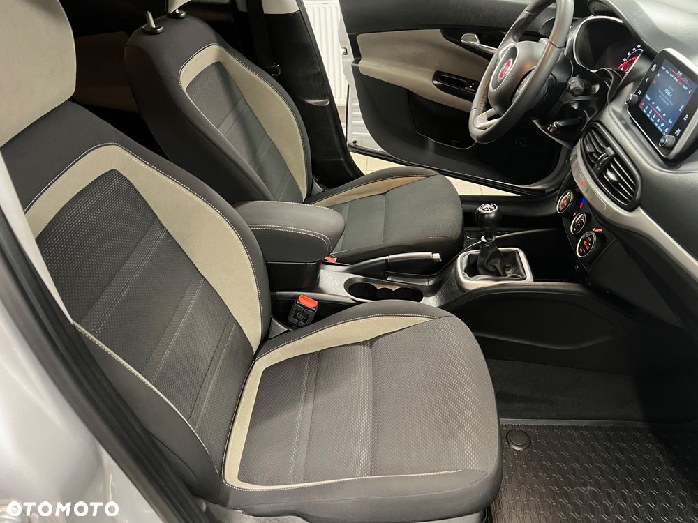 Fiat Tipo 1.4 16V Lounge - 23