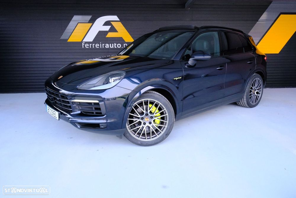 Porsche Cayenne E-Hybrid - 1