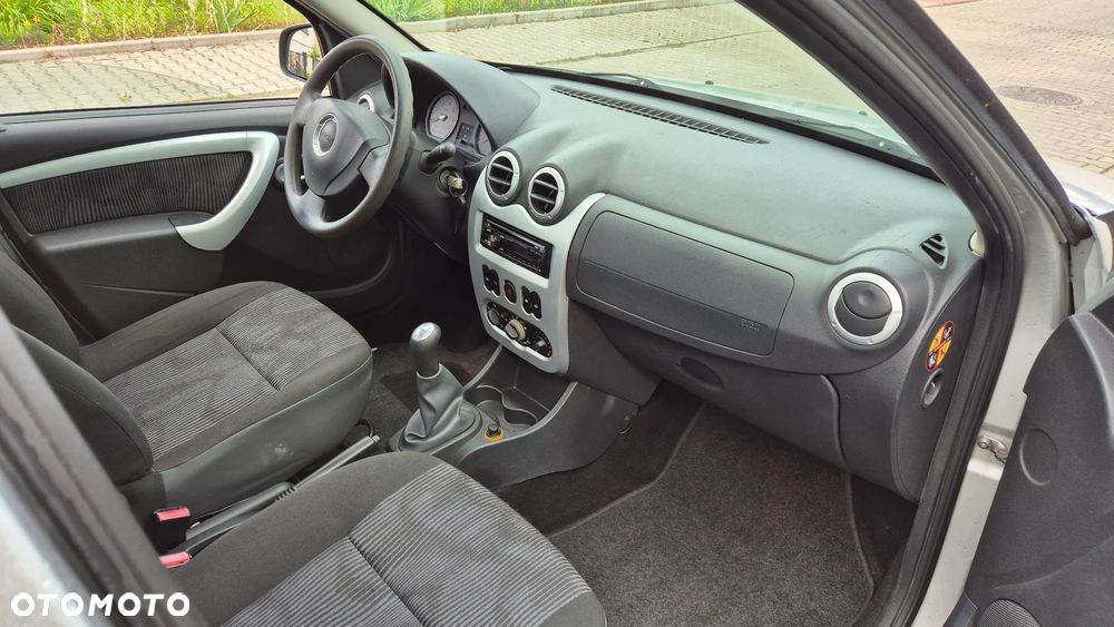 Dacia Sandero Stepway 1.6 - 8