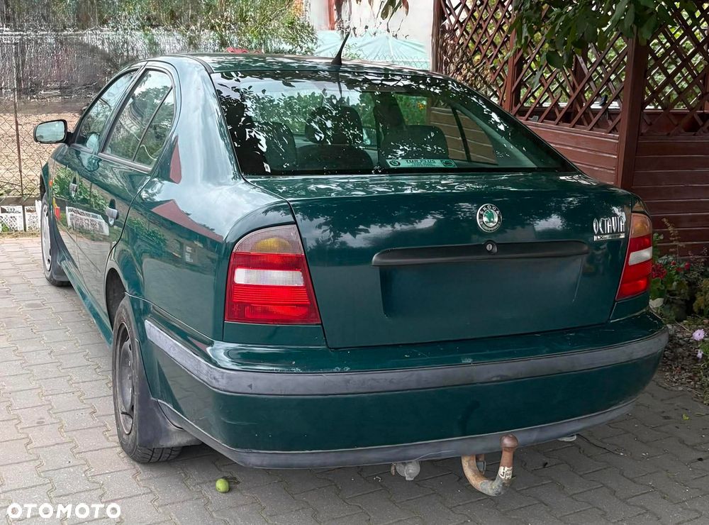 Skoda Octavia 1.6 Classic - 3