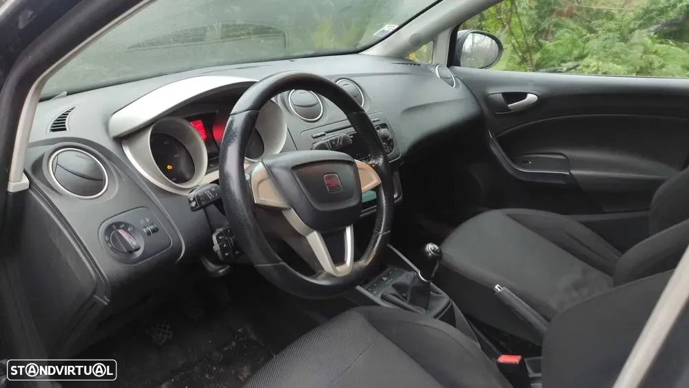 SEAT Ibiza 1.6 TDI 25 Anos DPF - 6