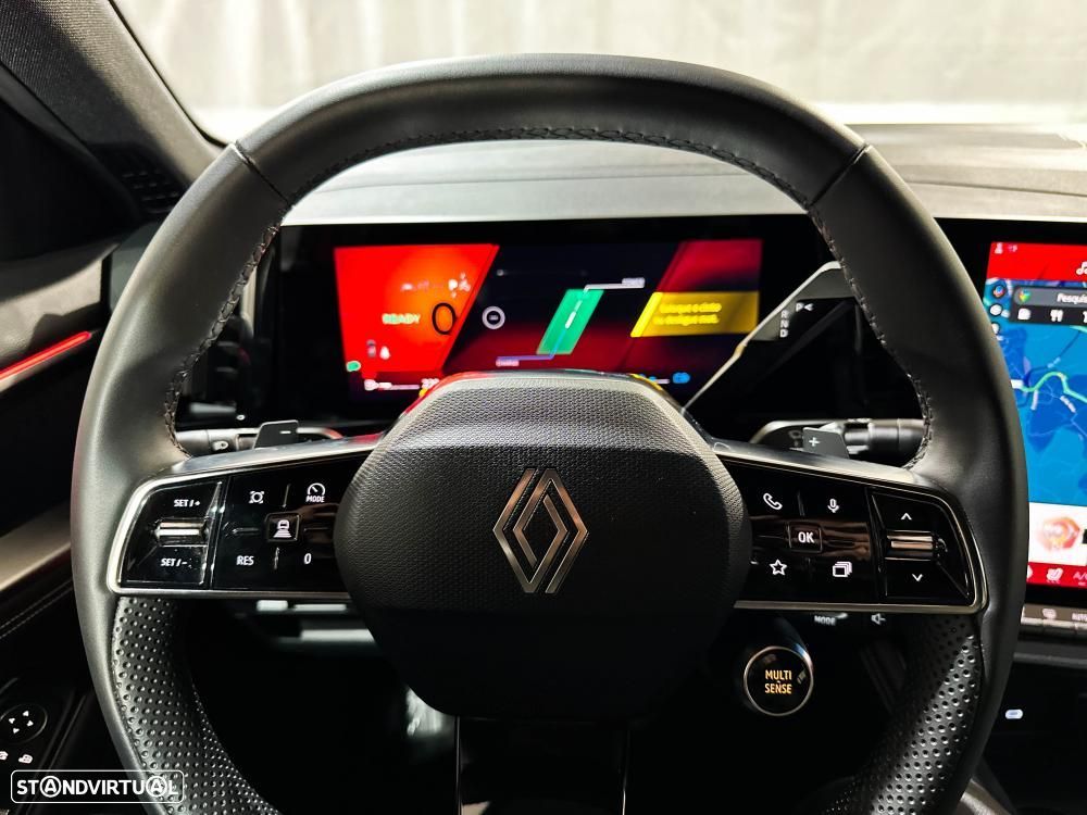 Renault Rafale 1.2 Full Hybrid E-Tech Techno - 29