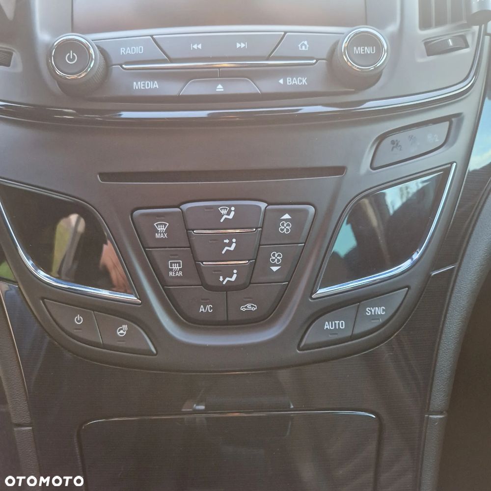 Opel Insignia - 14