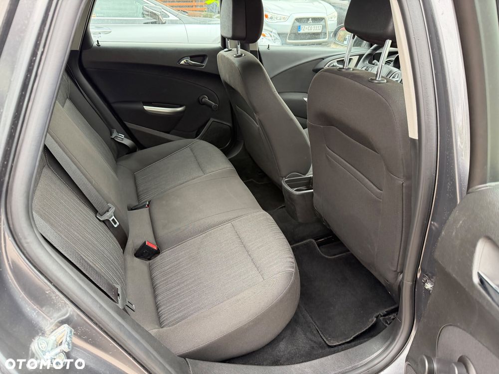 Opel Astra 1.6 Active - 32