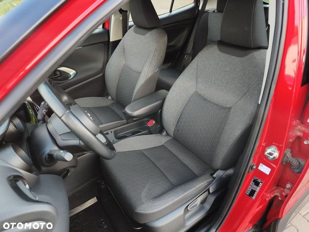 Toyota Yaris Cross Hybrid 1.5 Comfort - 18