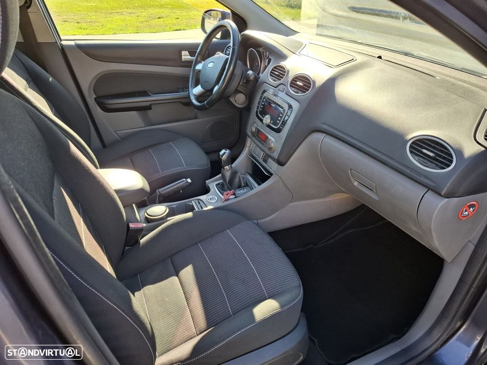 Ford Focus 1.6 TDCi Titanium - 23