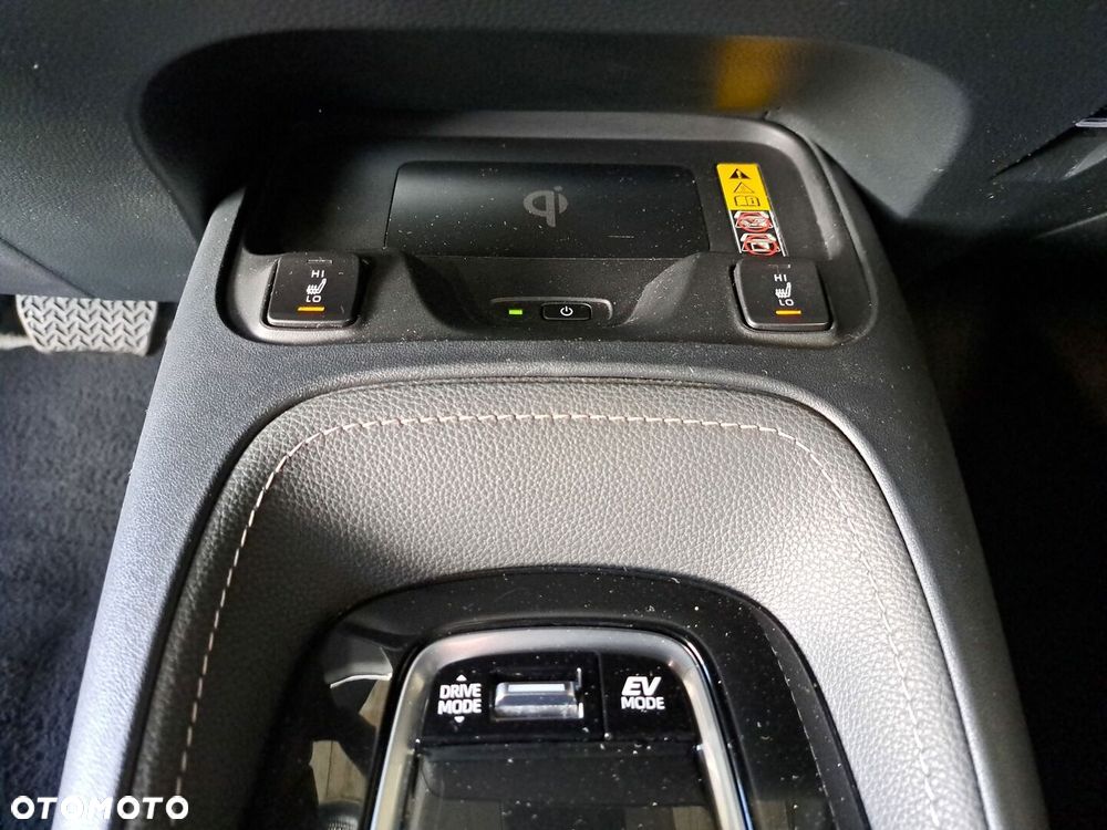 Toyota Corolla 1.8 Hybrid Style - 28