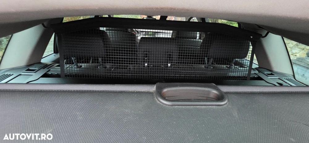 BMW Seria 5 530d xDrive Aut. Modern Line - 34