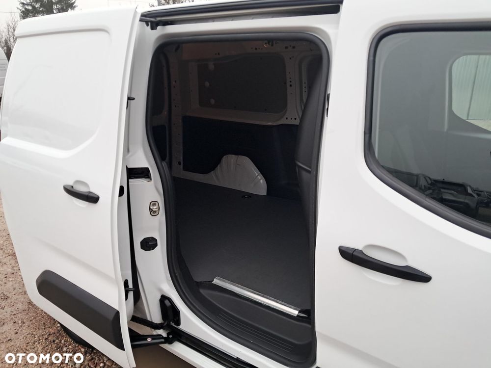 Toyota PROACE CITY - 12