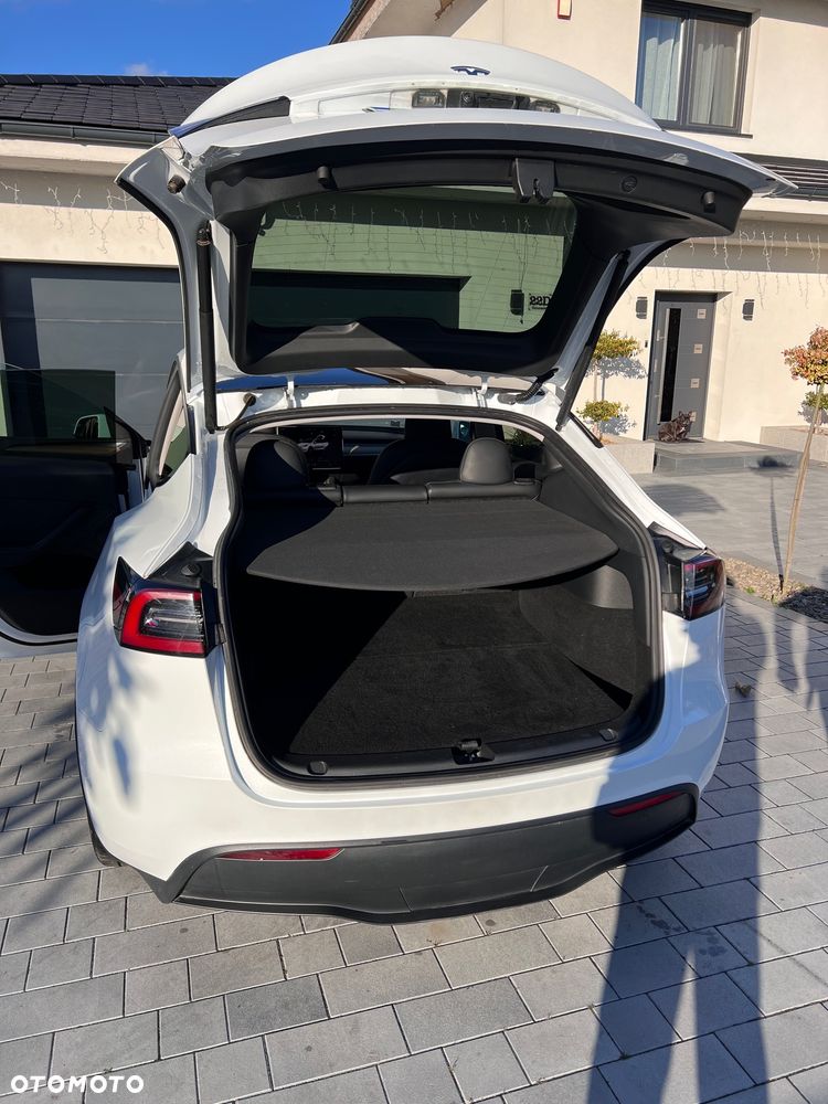 Tesla Y RWD - 23