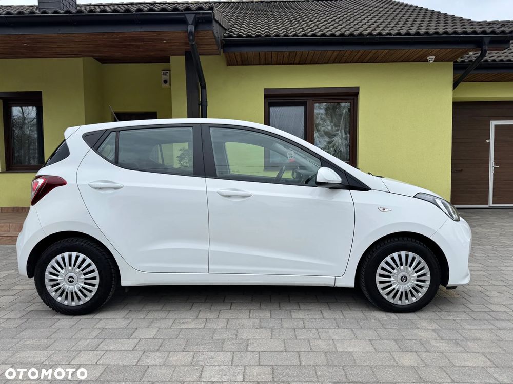 Hyundai i10 1.0 YES - 11