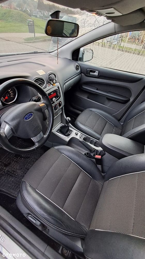 Ford Focus - 9