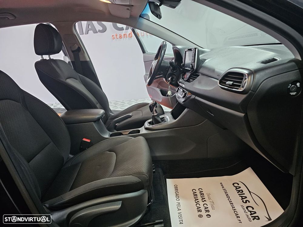 Hyundai i30 SW 1.0 T-GDi Style Plus - 11