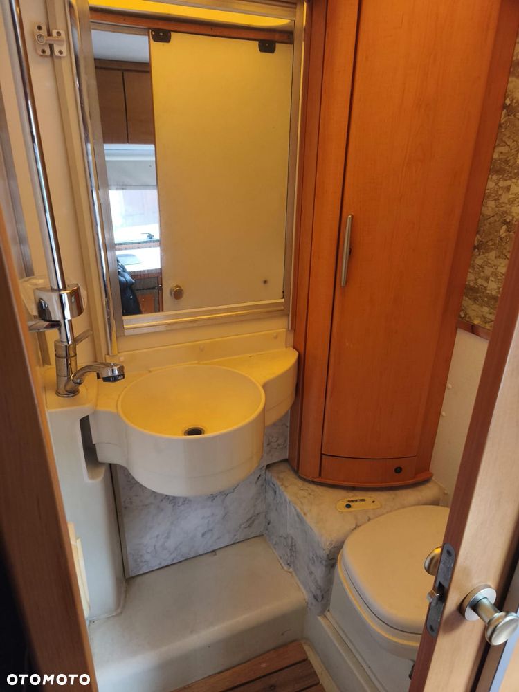 Hymer-Eriba VAN - 11