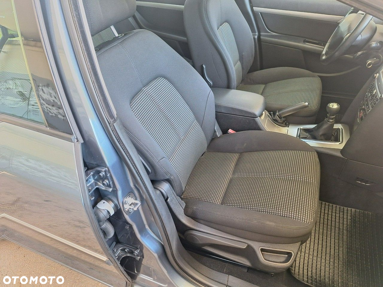 Peugeot 407 2.0 HDI Sport - 14