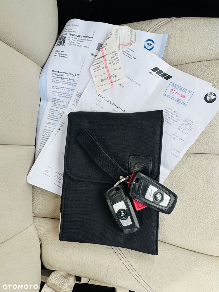 BMW Seria 3 318d Sport Line - 24