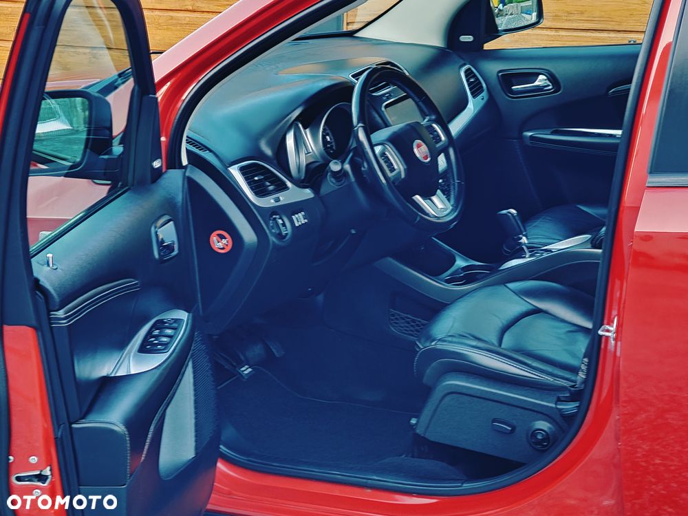 Fiat Freemont 2.0 Multijet 16V DPF Automatik Allrad Lounge - 25