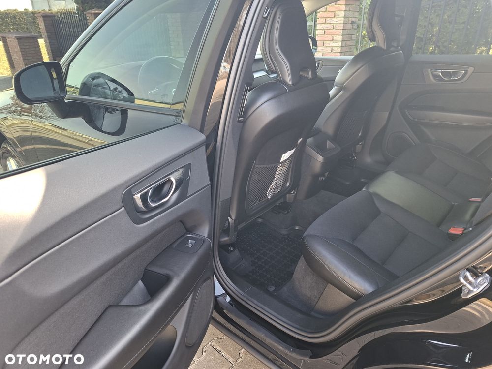 Volvo XC 60 D3 Momentum Pro - 9