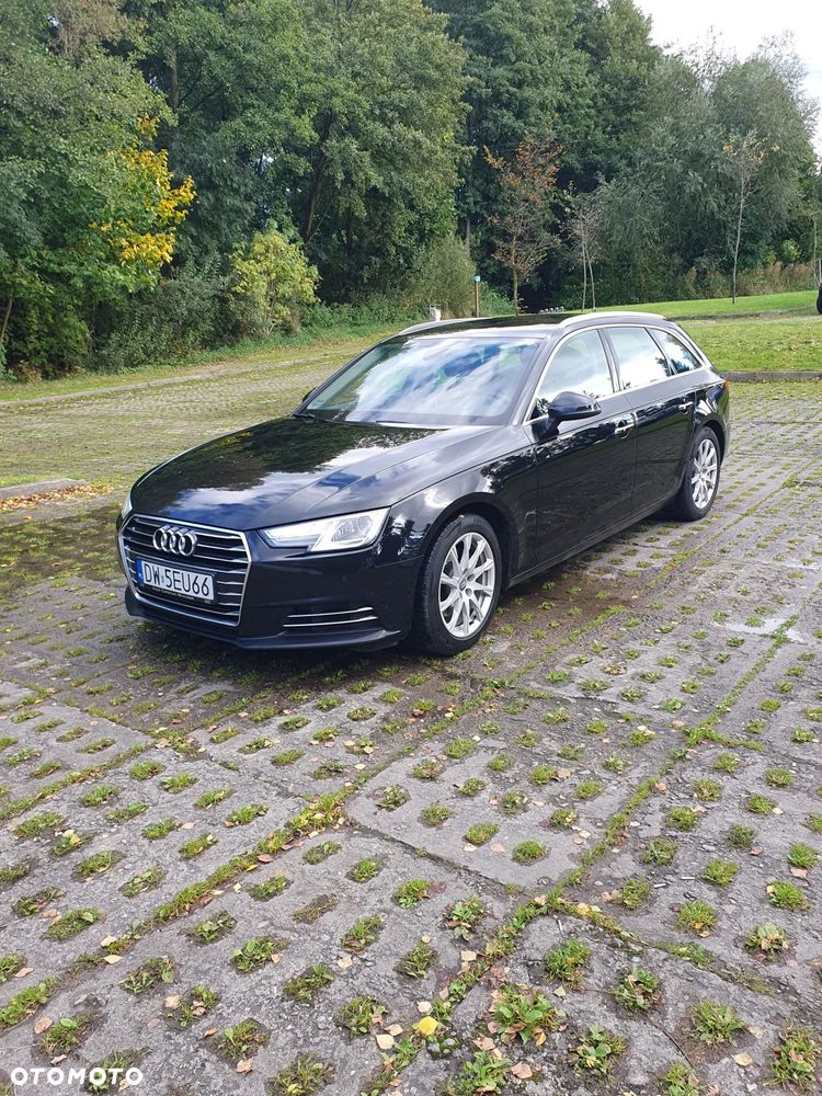 Audi A4 - 1