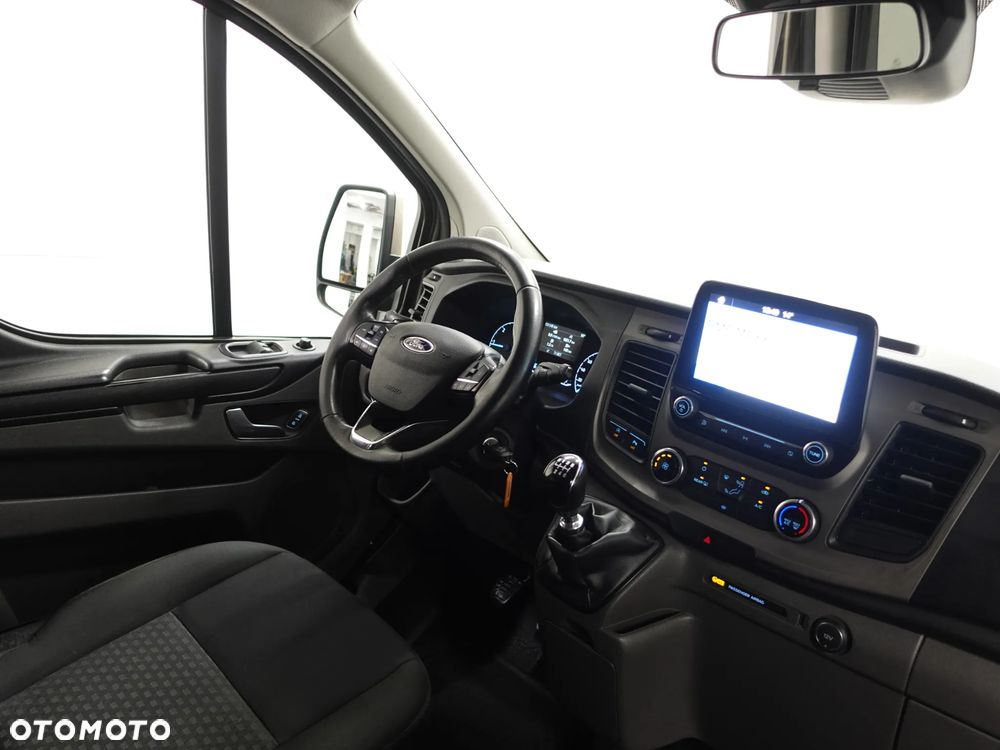 Ford Transit Custom - 28