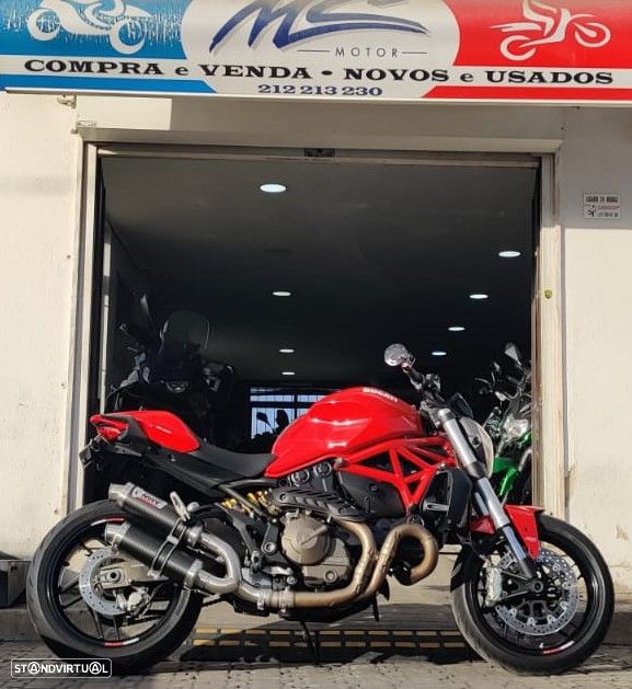 Ducati Monster 821 - 1