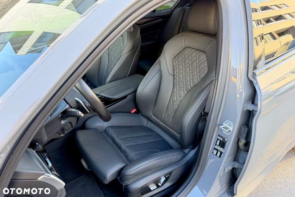 BMW Seria 5 530d mHEV M Sport sport - 10