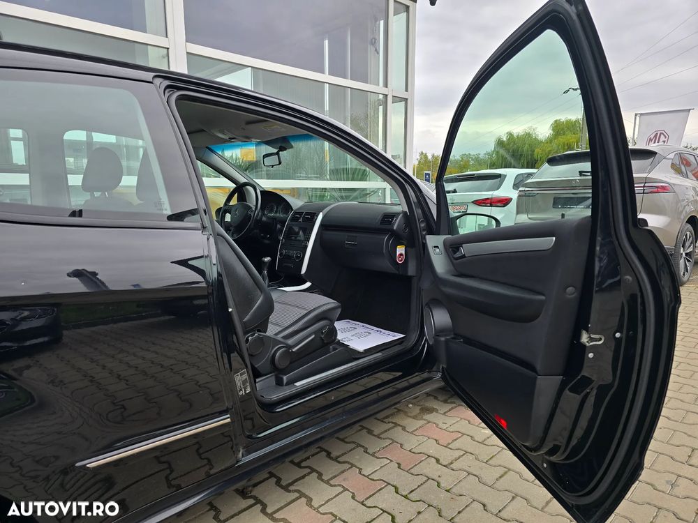 Mercedes-Benz A - 9