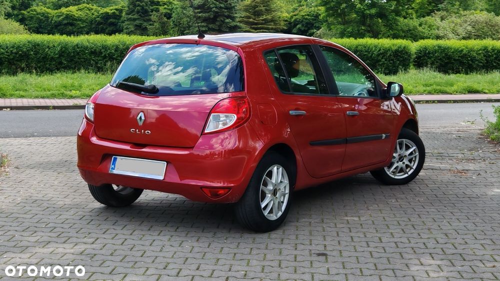 Renault Clio - 3