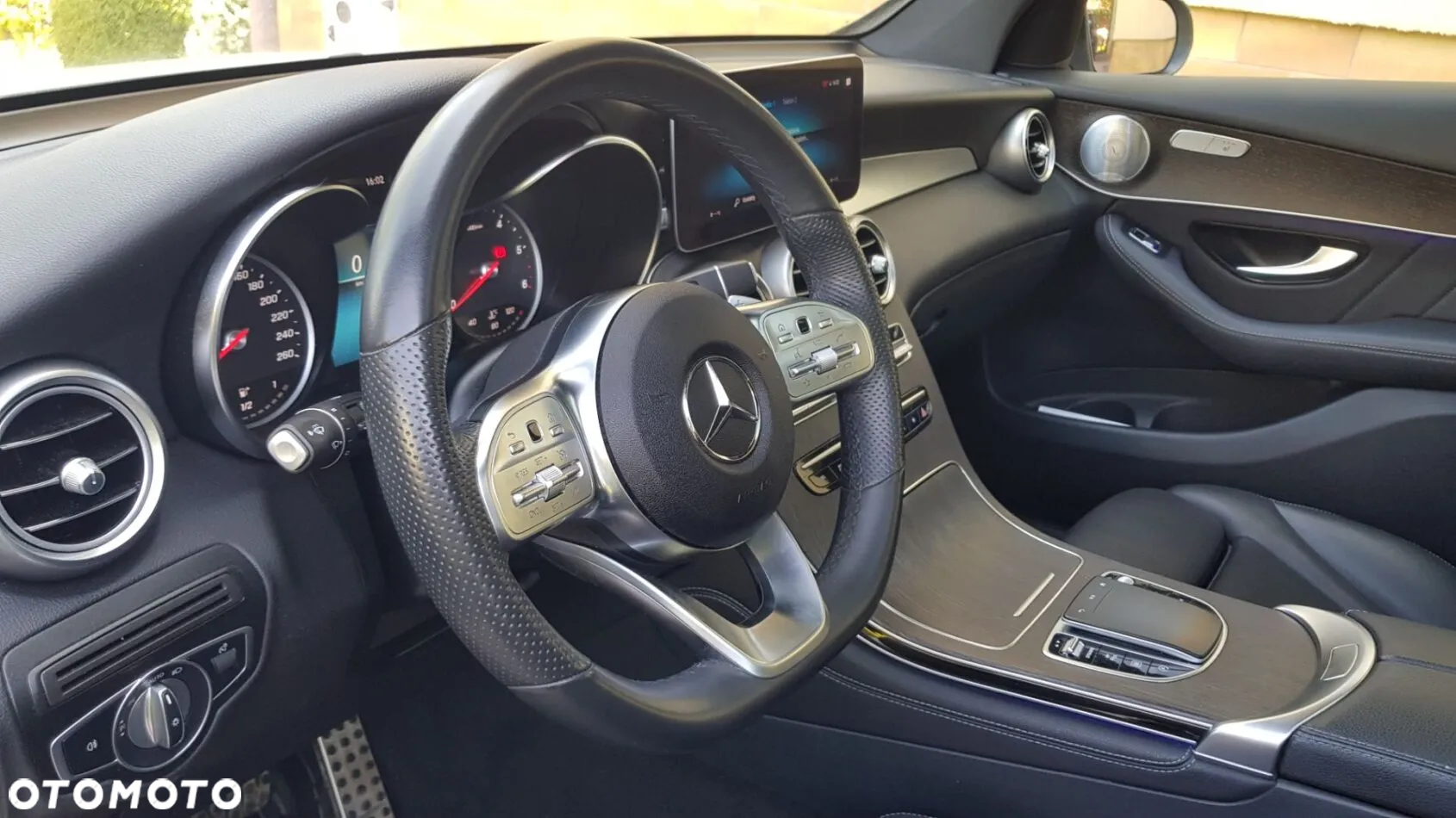 Mercedes-Benz GLC 220 d 4Matic 9G-TRONIC AMG Line Plus - 14