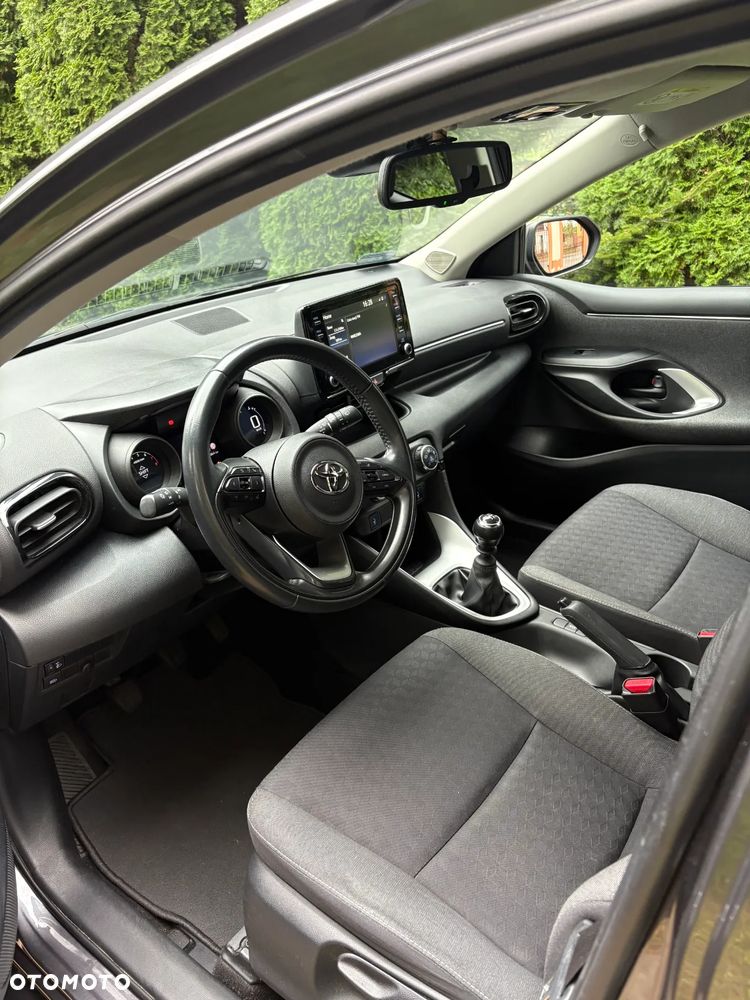 Toyota Yaris - 14