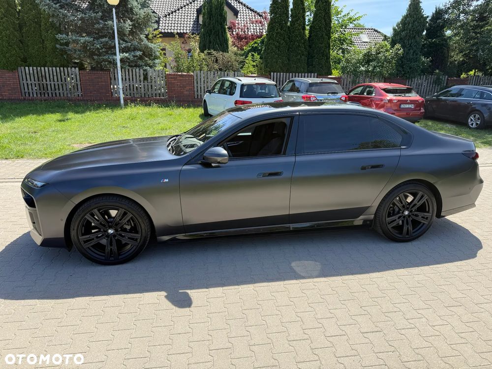 BMW i7 105.7kWh xDrive60 Individual Edition - 6