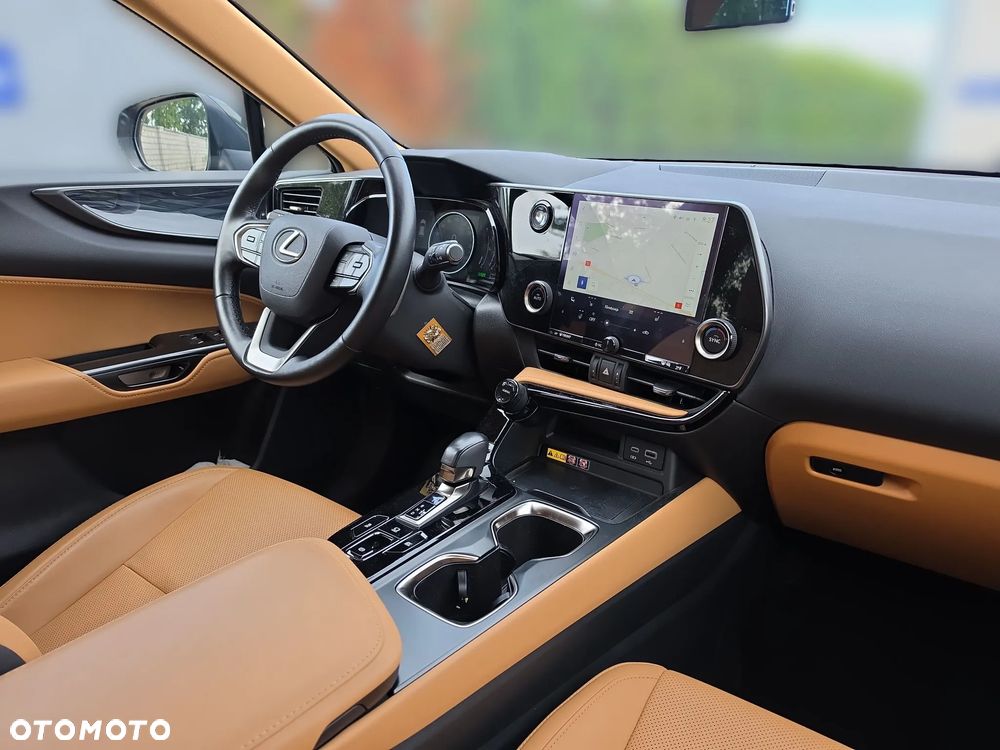 Lexus NX 350h Prestige 2WD - 17