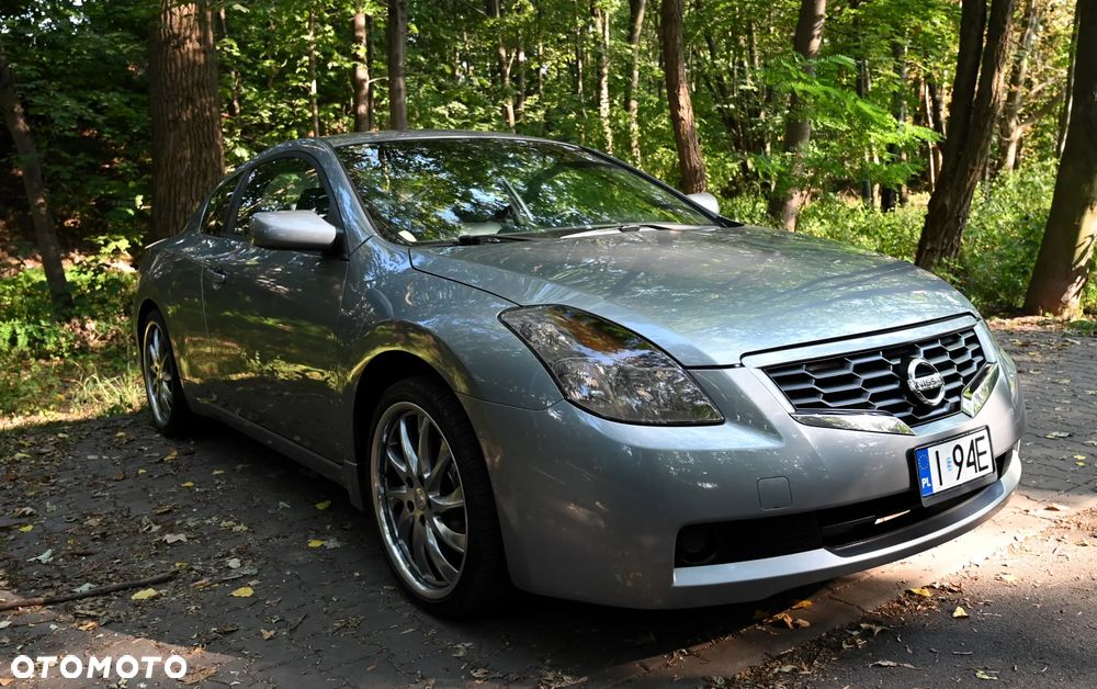Nissan Altima - 10