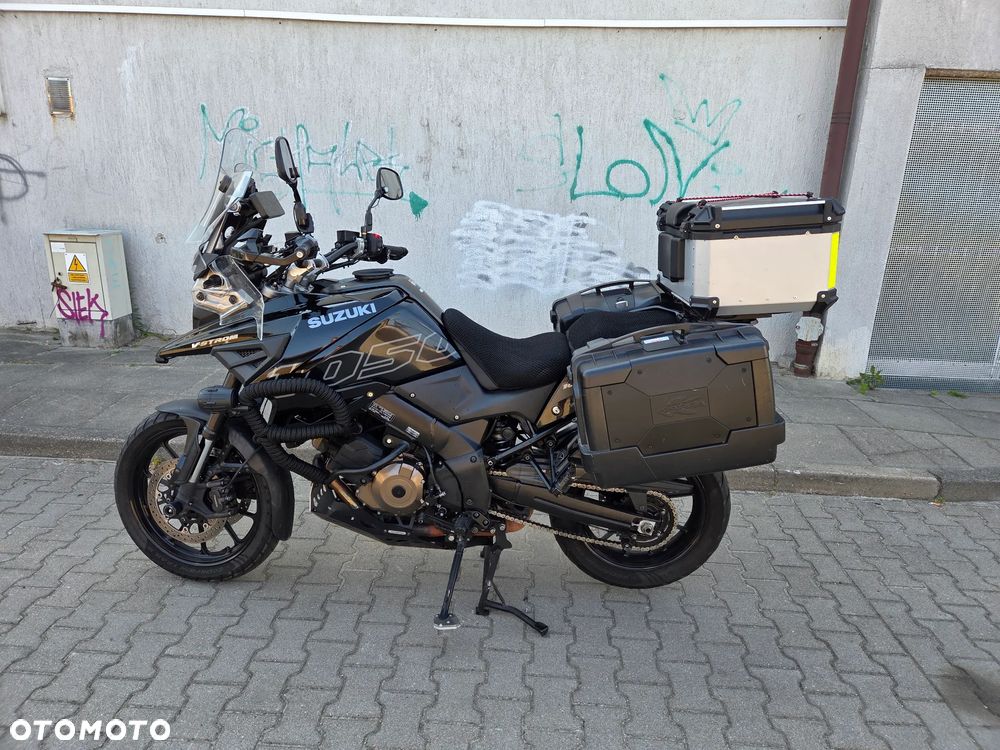 Suzuki DL - 7
