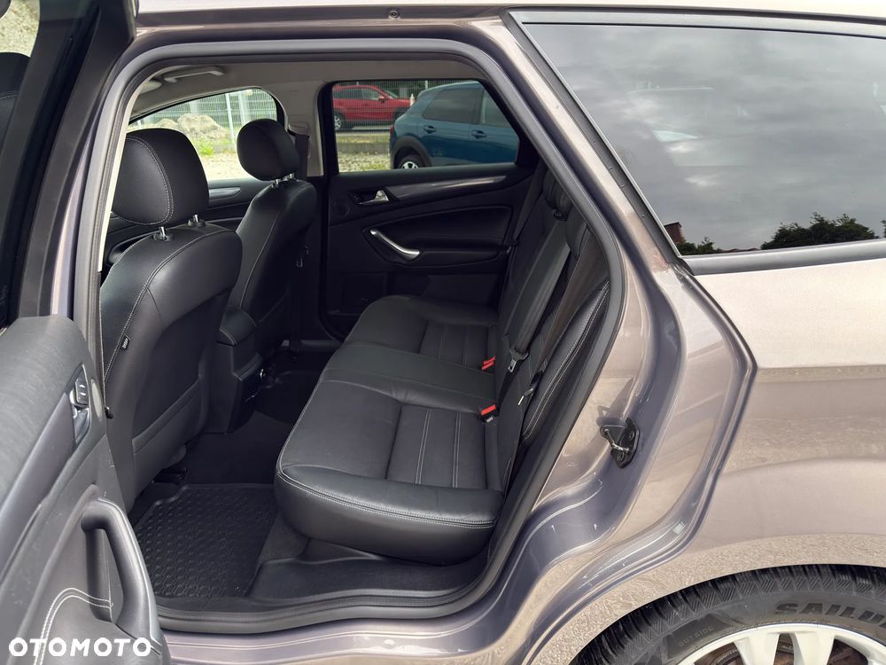 Ford Mondeo 2.0 TDCi Champions Edition - 16