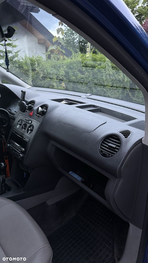 Volkswagen Caddy - 4