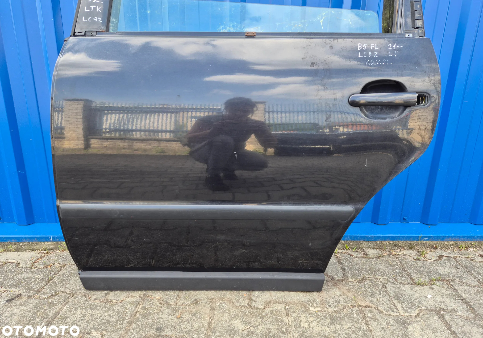 DRZWI TYŁ LEWY LEWE VW PASSAT B5 FL KOMBI LC9Z CZARNE - 13