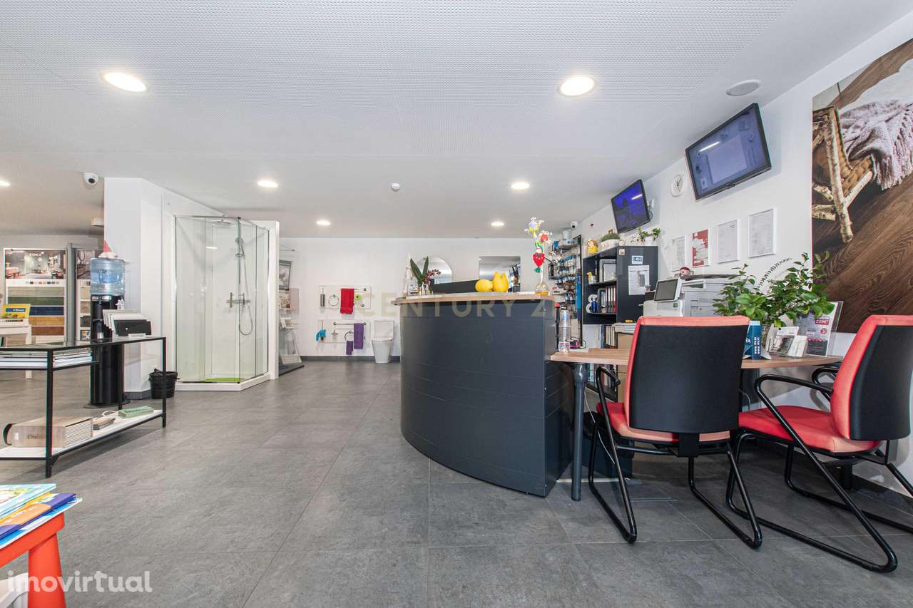 Loja em Campolide, Lisboa - 160m² - Grande imagem: 2/24