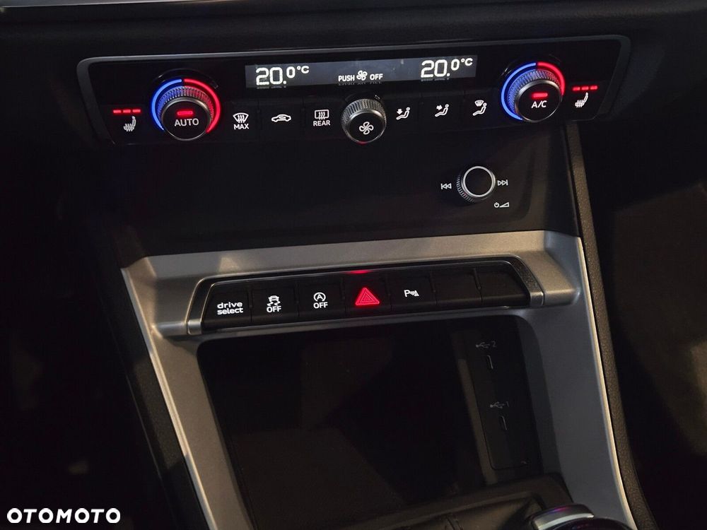 Audi Q3 Sportback - 32