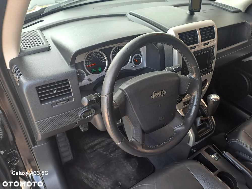 Jeep Patriot 2.4 Limited - 32