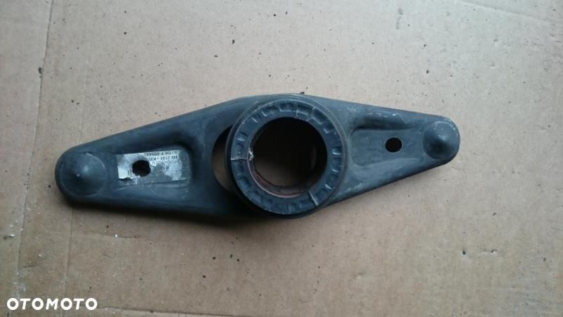 Wysprzęglik łapka BMW E90 E91 2.0D N47 7564027 - 1