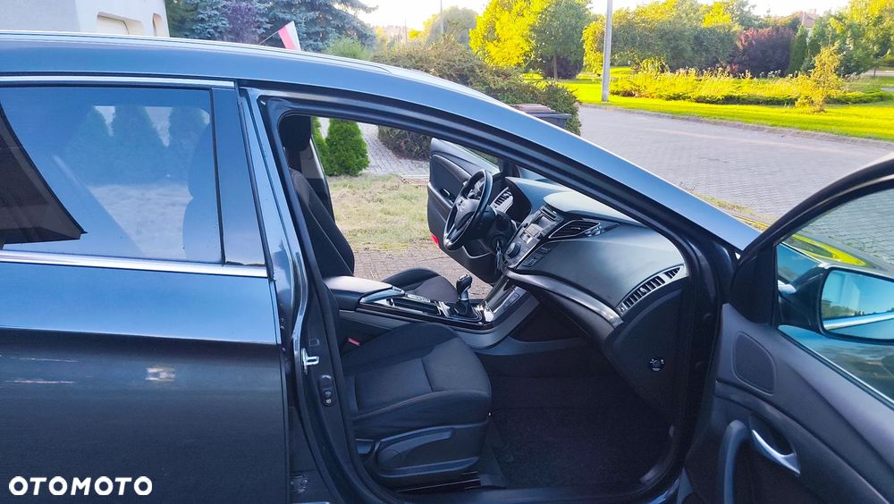 Hyundai i40 Kombi 1.7 CRDi Premium - 16