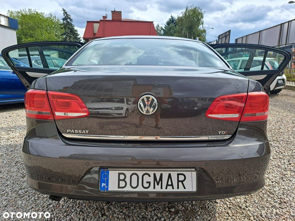 Volkswagen Passat 1.6 TDI Trendline - 9