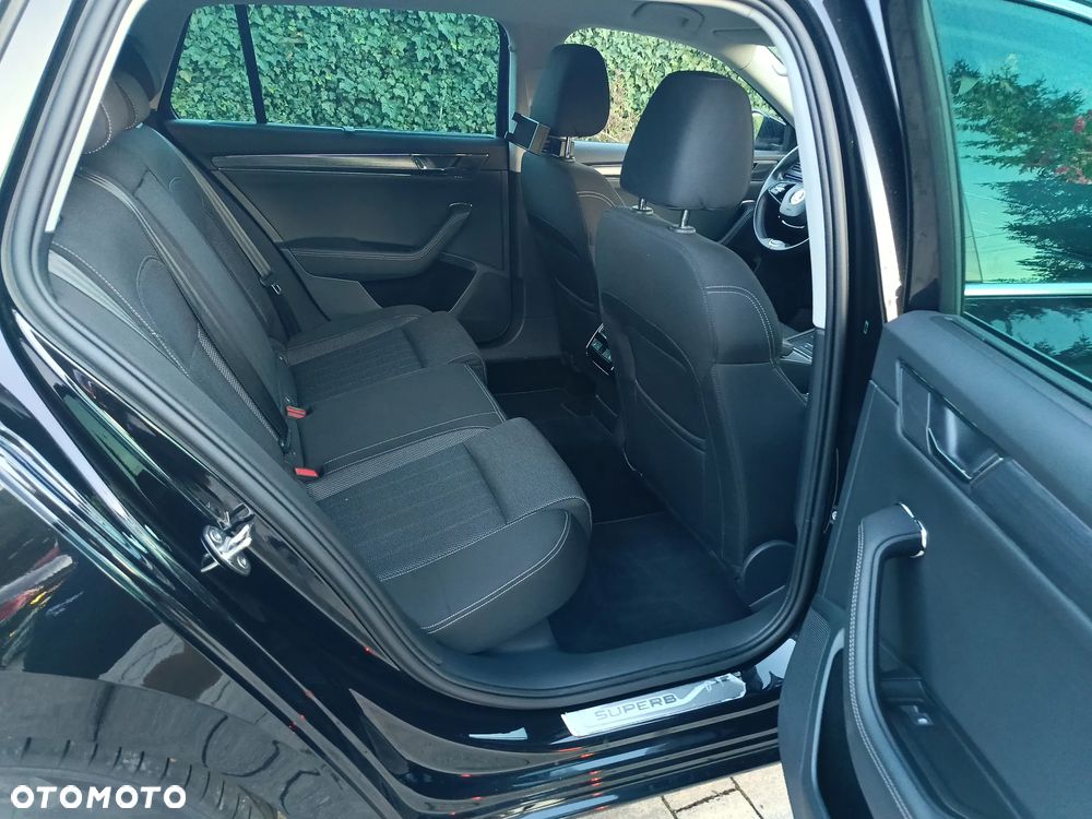 Skoda Superb 2.0 TDI DSG Style - 25