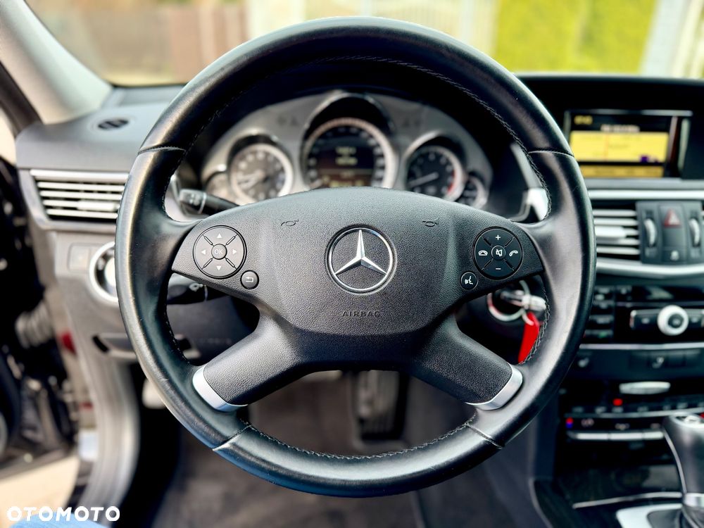 Mercedes-Benz Klasa E 250 CGI BlueEffICIENCY Avantgarde - 9