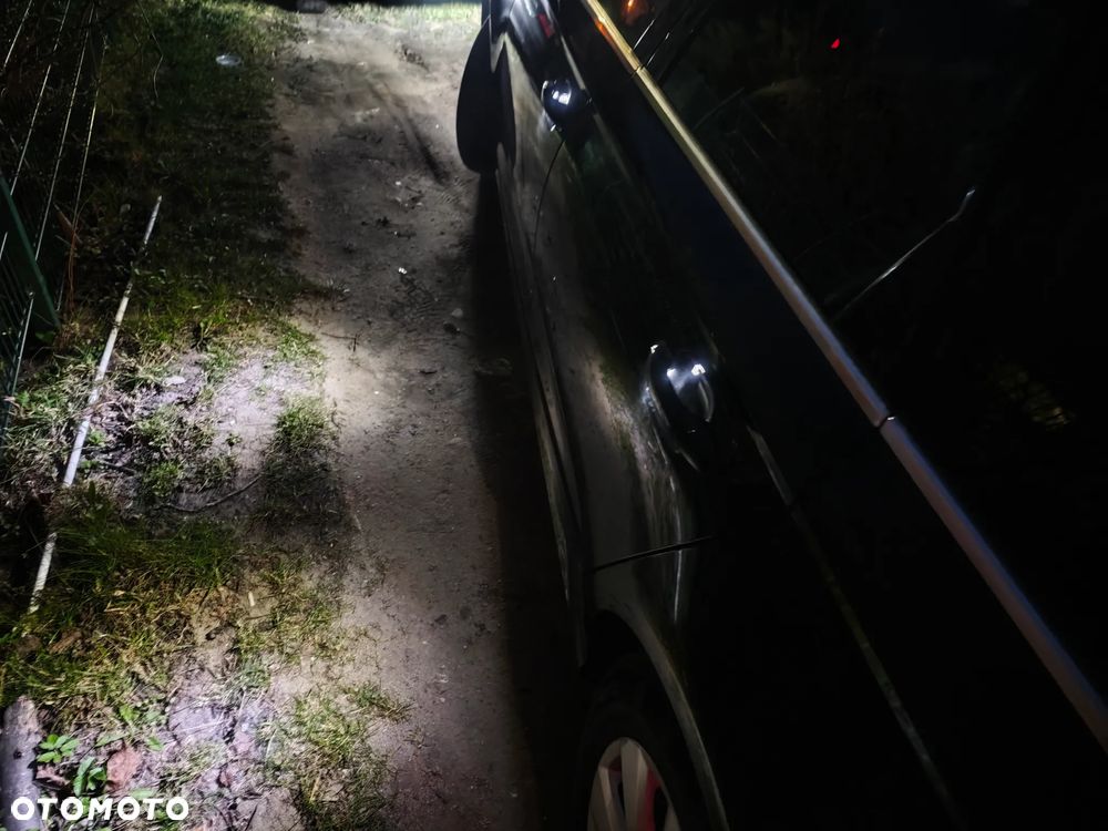 Audi A6 Avant 2.0 TDI Ultra S tronic - 28