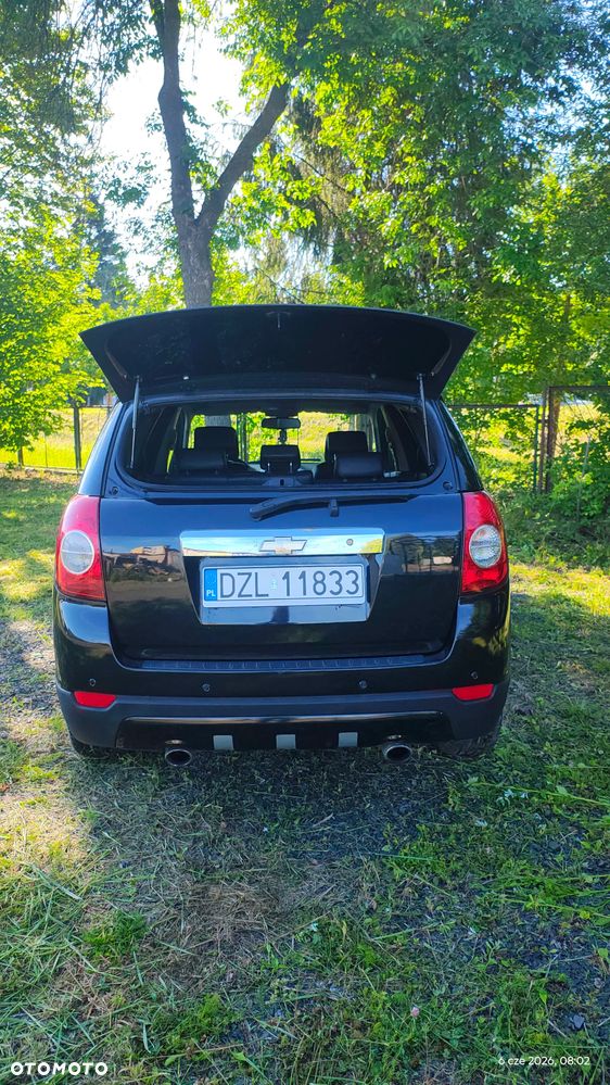 Chevrolet Captiva 2.0 d LT medium - 4
